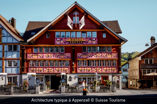 Architecture typique à Appenzell Suisse Tourisme