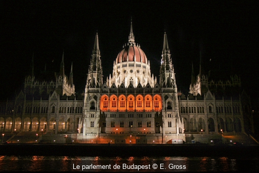 Le parlement de Budapest E. Gross