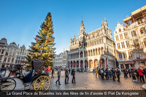 La Grand Place de Bruxelles lors des fêtes de fin d’année Piet De Kersgieter