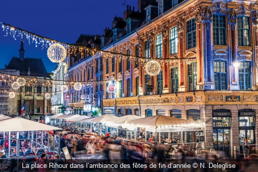 La place Rihour dans l’ambiance des fêtes de fin d’année N. Deleglise