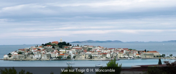 Vue sur Trogir H. Moncomble