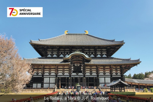 Le Todai-ji, à Nara J.-F. Tourniquet