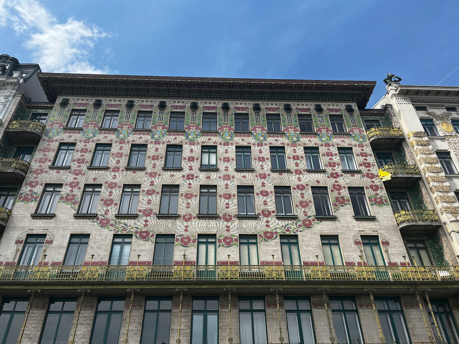 La façade de la Maison aux Majoliques, à Vienne